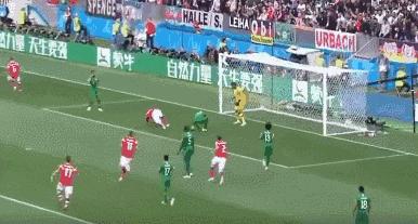 普京观看世界杯揭幕战,世界杯普京名场面