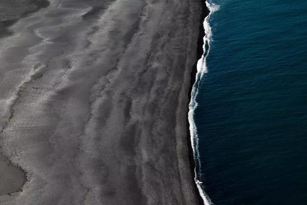 最孤独的小岛冰岛,冰岛的孤独岛屿