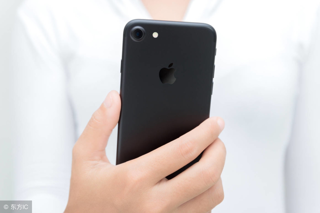 iphone7和iphone8是一样大的吗,iphone7和iphone8续航对比