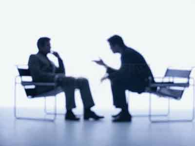 *场赌**里比亲爹亲妈还“关心”你的人——“叠码仔”