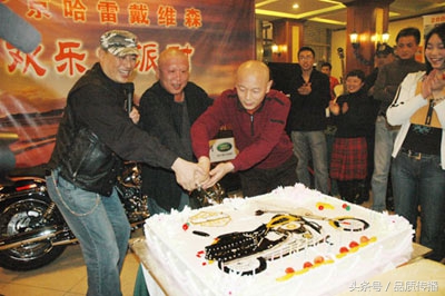 摩托车俱乐部就像足球国家队,美国俄罗斯污泥不染,万国猘翻乐善