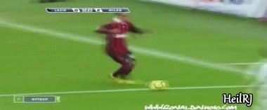 足坛30大招牌式过人,足坛十大花式动作