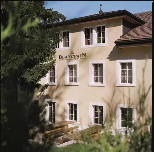 宝珀属于奢侈品吗,宝珀五十噚独特魅力