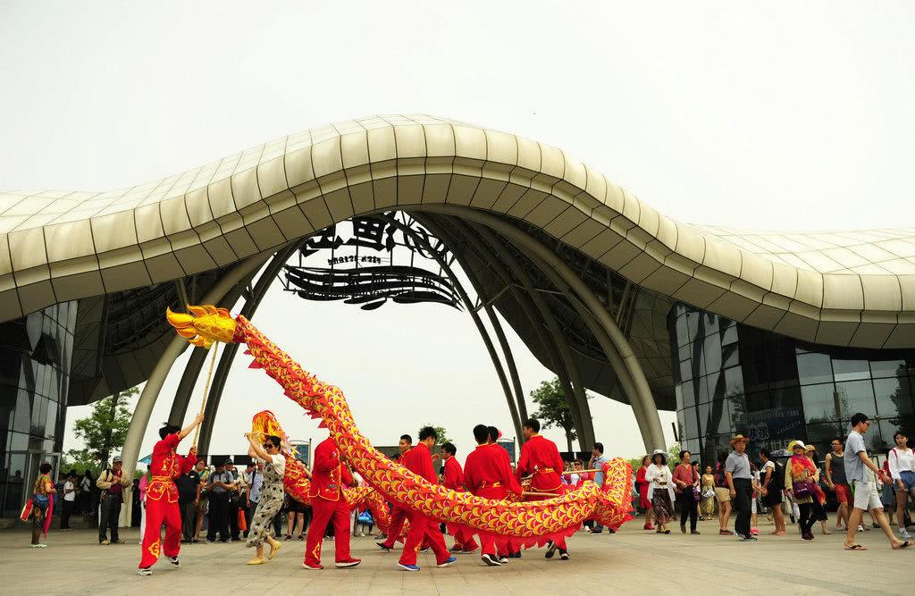 北戴河泡海避暑,北戴河海滩避暑