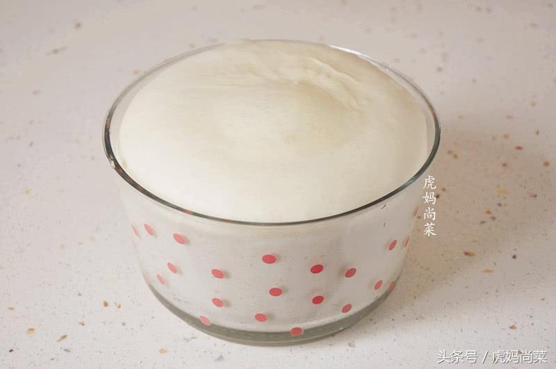 不用水，发的好，出膜快，奶香浓郁，公认的经典款面包