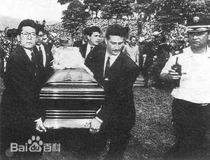 哥伦比亚世界杯乌龙球球员被杀,1994世界杯哥伦比亚队乌龙球