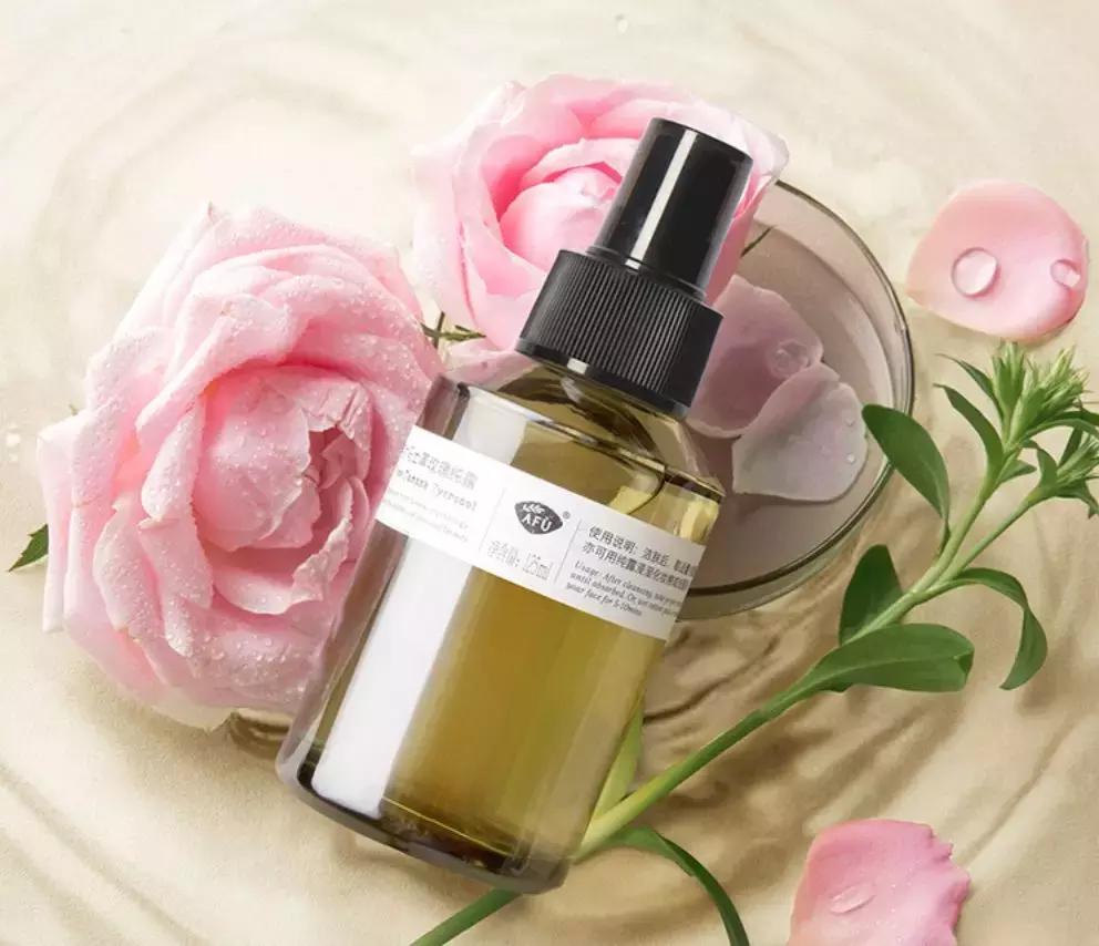 阿芙*身卖**御泥坊：强强联合还是被逼无奈？