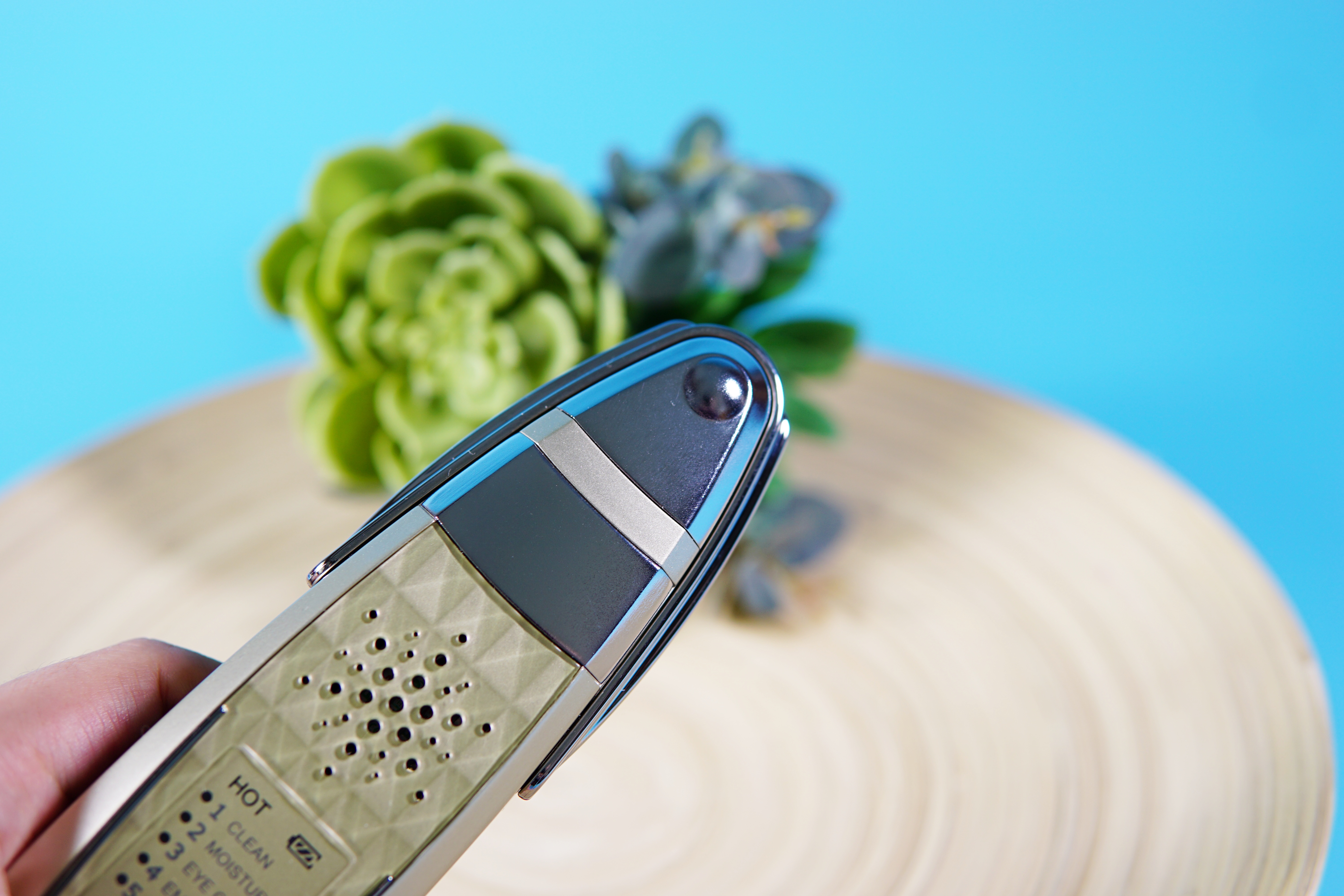 少花冤枉钱认准好产品,射频美容仪拔草还是种草