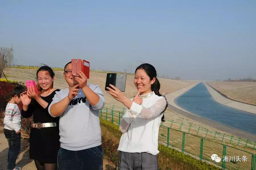 淅川来了仨“老外”，干啥？