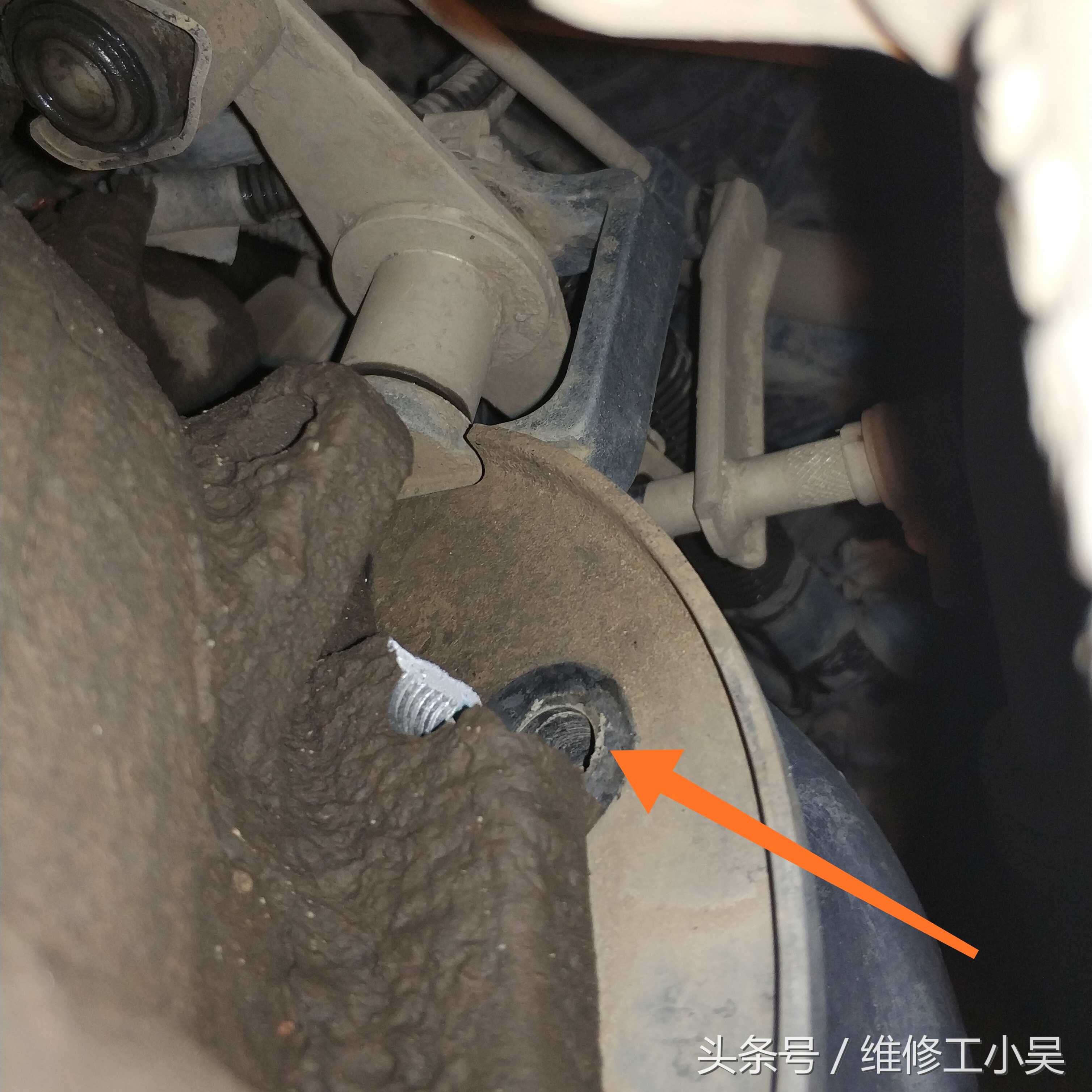别克档杆乱抖动,别克车70公里左右抖动