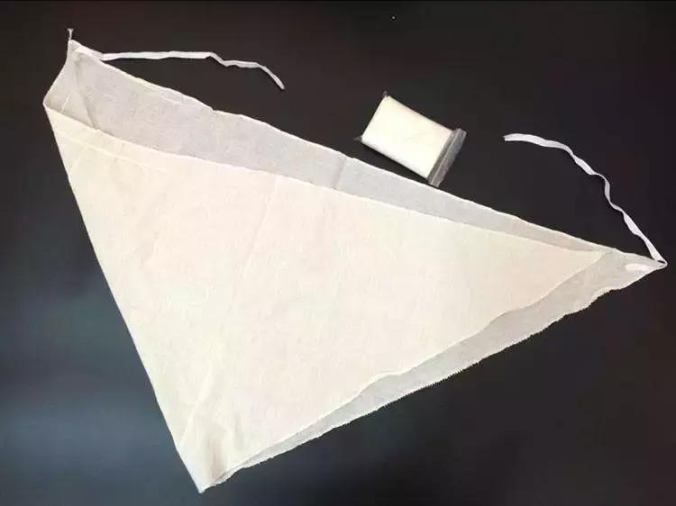 足球场上恐怖的受伤瞬间大腿割伤,足球受伤恐怖瞬间合集