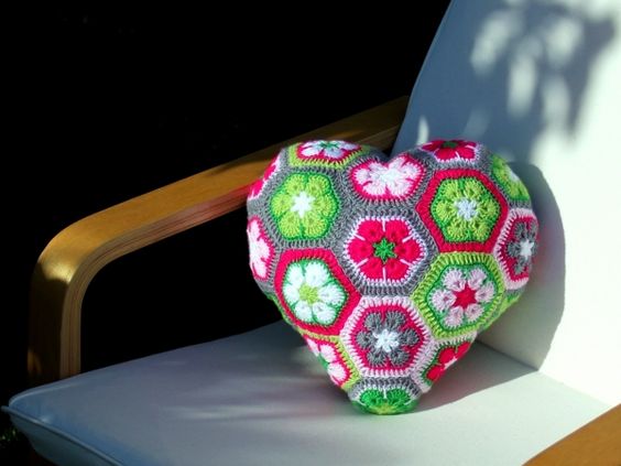 世界杯一帮前足球运动员观战,世界杯观赛人有多少