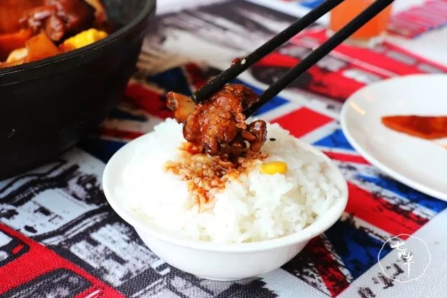 开店5年满5星好评，李家村这家私房焖锅，不服不行！