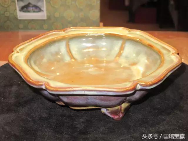 钧窑蓝釉窑特征,钧窑釉色有什么特点