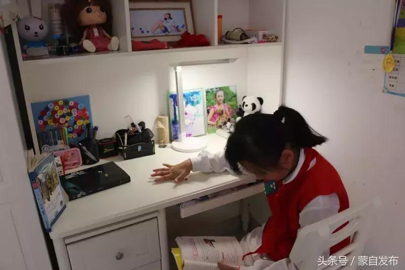 这两个女孩……万万没想到啊！