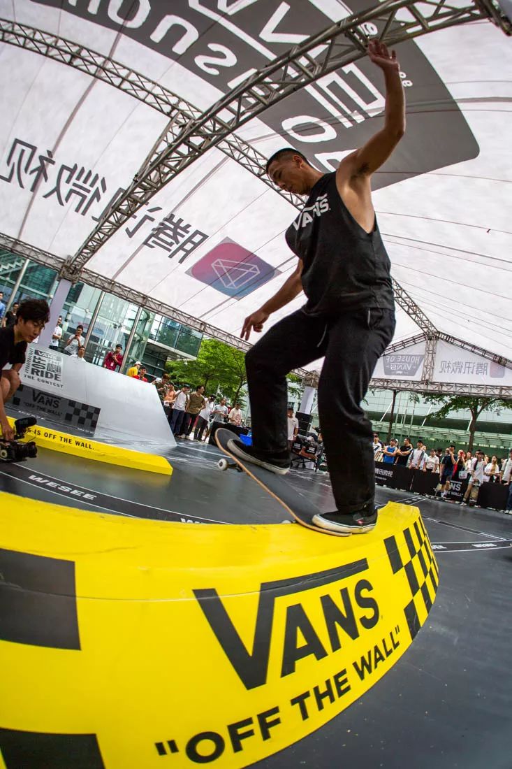 vans滑手视频,vans滑板活动