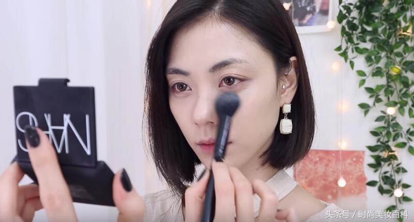 轻熟妆的正确化妆方法,女成熟妆容教程