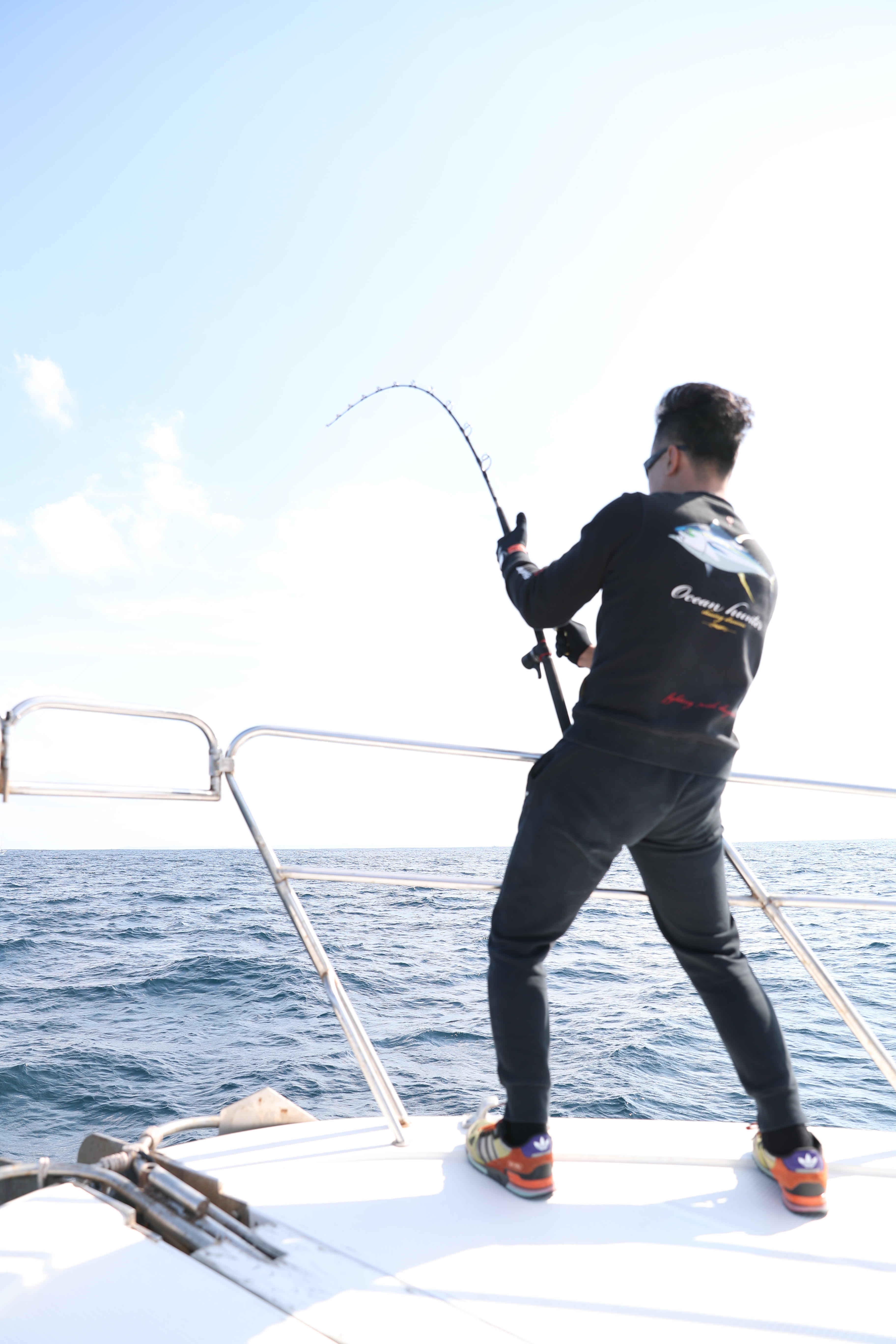 日本海域发现的奇特生物,日本海域漂浮着巨型海洋生物
