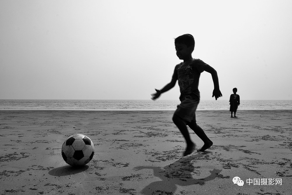 印度摄影家SashiBDa作品赏析——《足球精神》