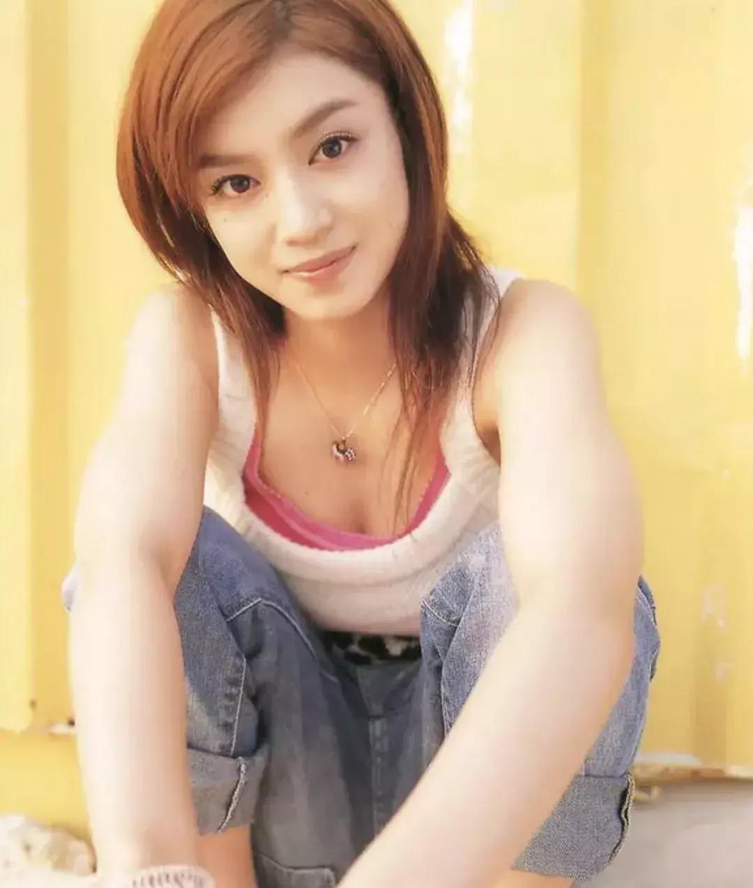 日本男足太太团火了！个个貌美如花，网友：好多眼熟的！