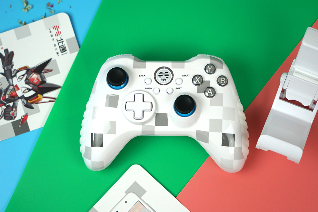 北通手柄玩实况,北通w1游戏手柄可以玩实况吗