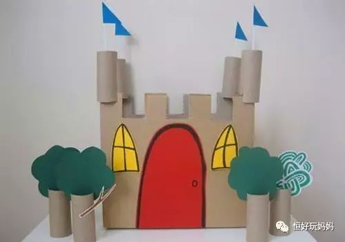 第31天：国外流行的31天不重复室内亲子游戏：卷纸筒游戏！