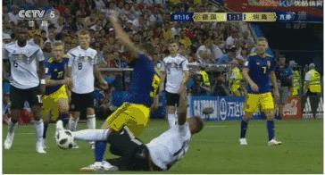 德国队1-2遭日本队逆转,世界杯韩国2-0德国瑞典最新消息