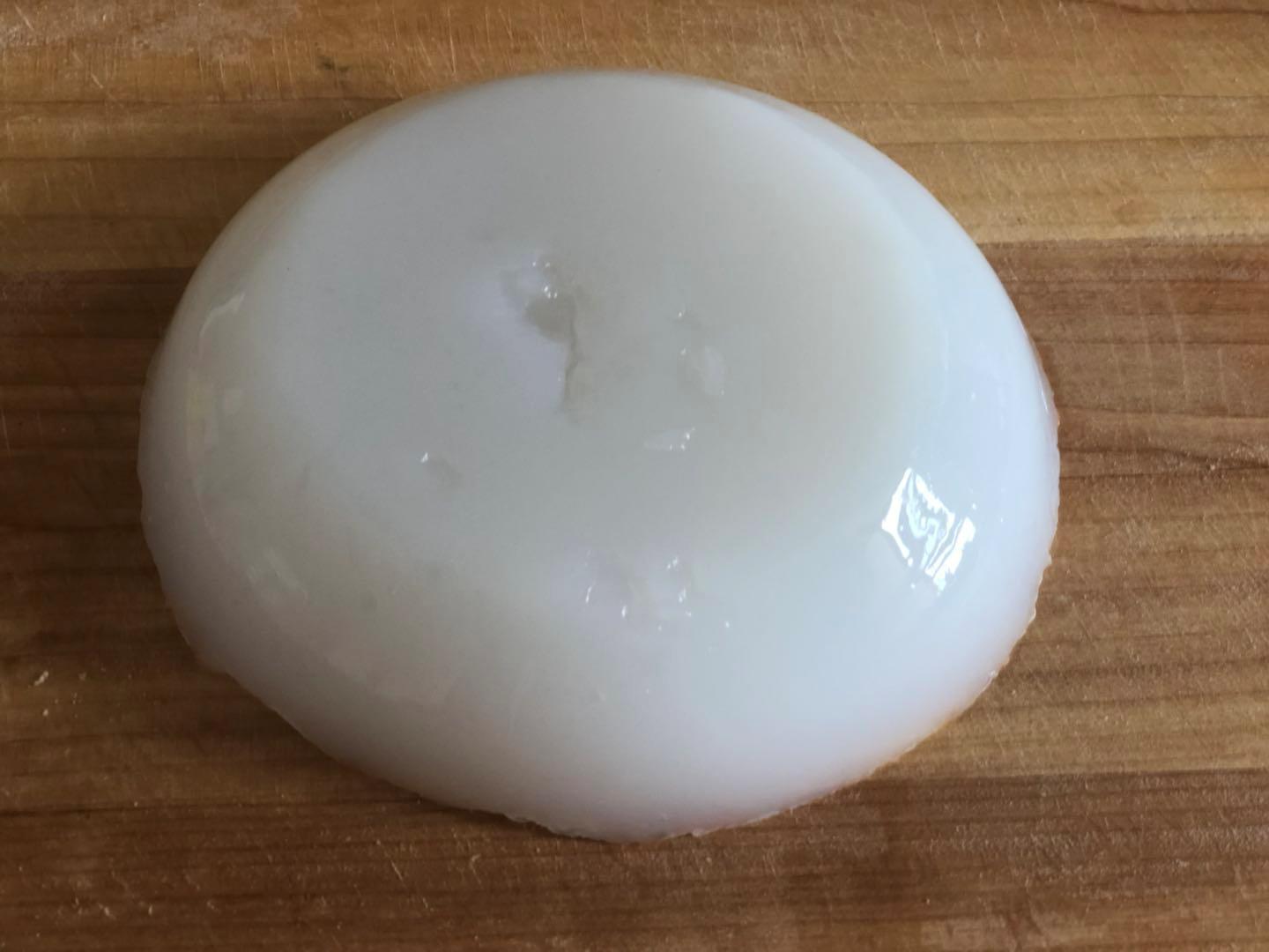 一碗面粉六碗清水教你自制凉粉,一碗面粉五碗清水教你自制凉粉