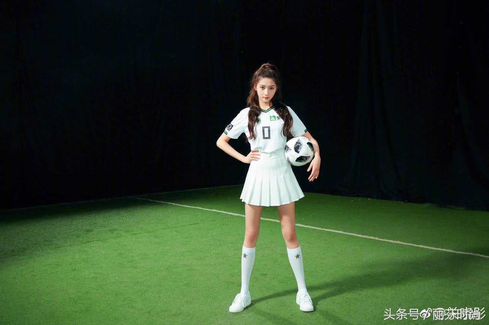 杨颖关晓彤身材,杨颖与关晓彤谁漂亮