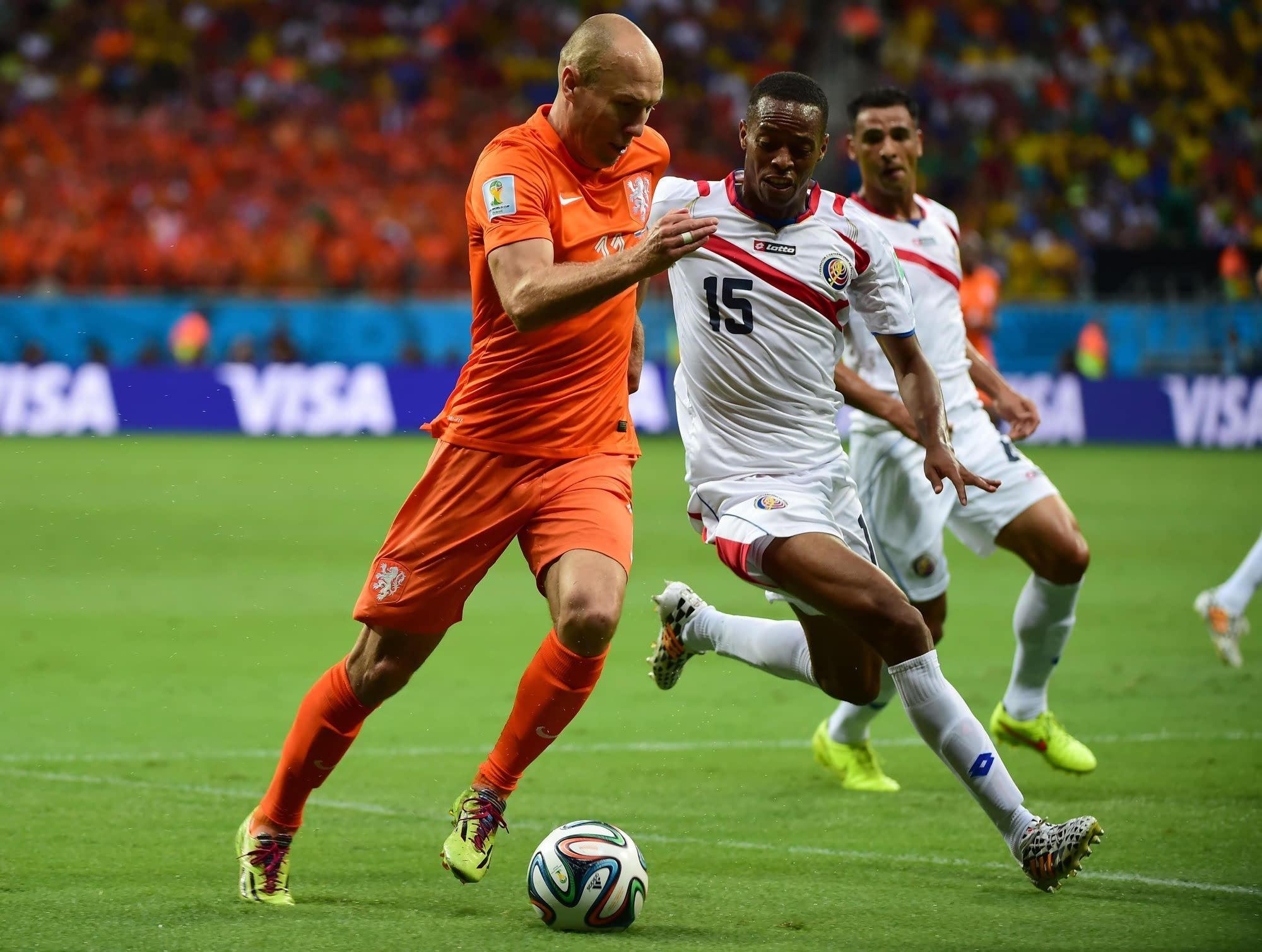 蹴鞠和足球有没有关系,现代足球跟蹴鞠有关系吗