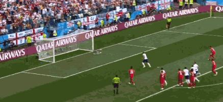 队长袖标戴在右臂的含义,队长袖标戴手臂上