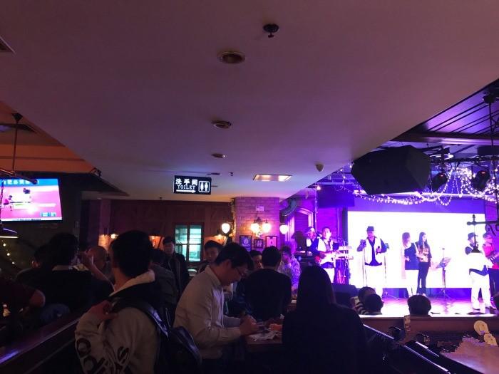 狂欢世界杯完整版,狂欢世界杯现场