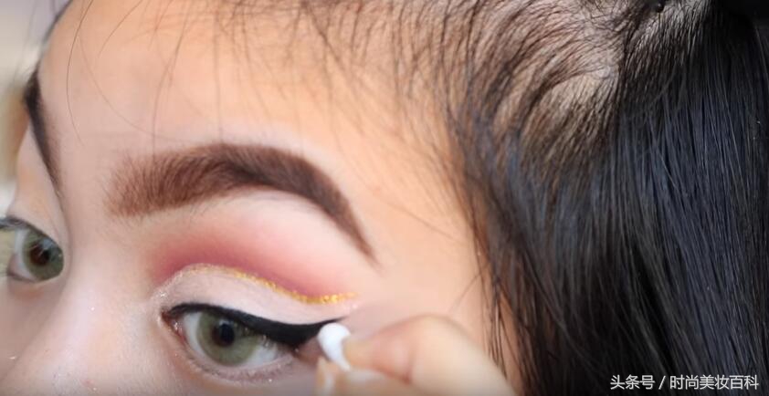 骚气十足妆容欧美艺术眼妆画法,欧美妆教程辣妹眼妆