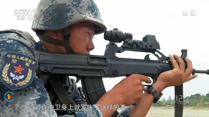 兵锋95步枪魔改版本,95魔改步枪长弓配件