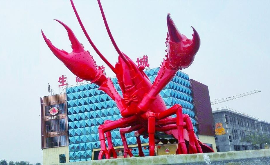 潜江油焖大虾发源地,湖北潜江五七油焖大虾火爆场面