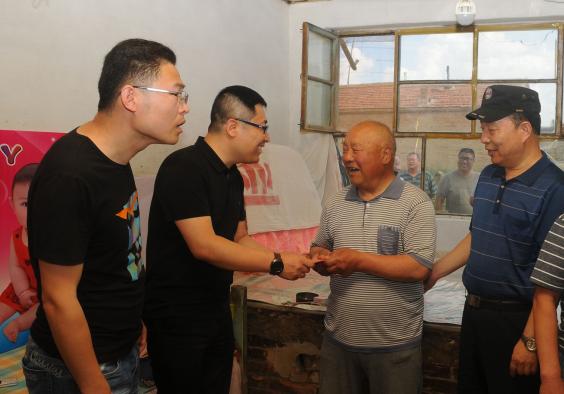 情系家乡造福桑梓,情系家乡助力乡村振兴奉献爱心