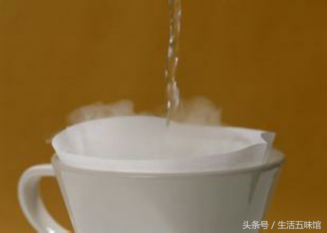 儿童被蚊虫叮咬了怎样快速止痒,宝宝蚊虫叮咬药膏推荐消肿止痒