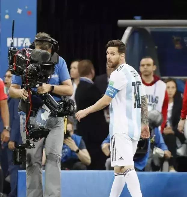 中国足球最好的年代,景德镇陶瓷匠人