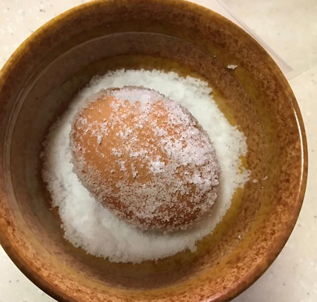 正宗高邮流油咸鸭蛋配方与做法,高邮咸鸭蛋正宗吃法