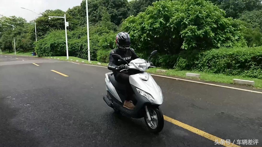 铃木uu125电喷可以换超威电瓶吗,铃木uu125电喷怎么会连续打火