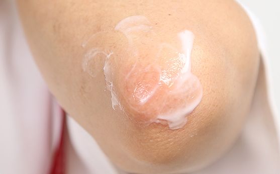 告别小尴尬～日本女*爱性**用好物，抹一抹4周白嫩如少女！