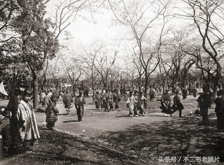 百年前的日本,日本最大的横滨市