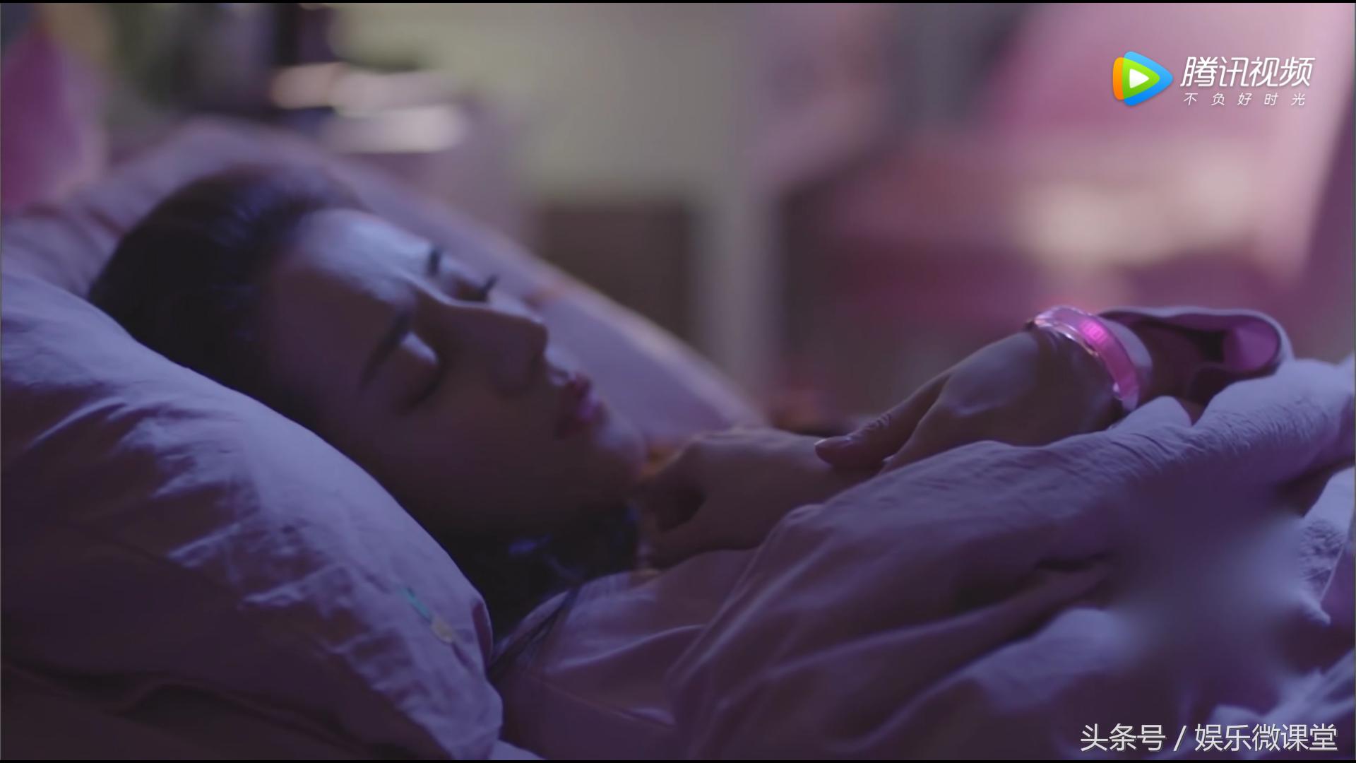 邓伦热巴新剧高甜，手环助攻恋情发展太快！网友：目测手环要火！