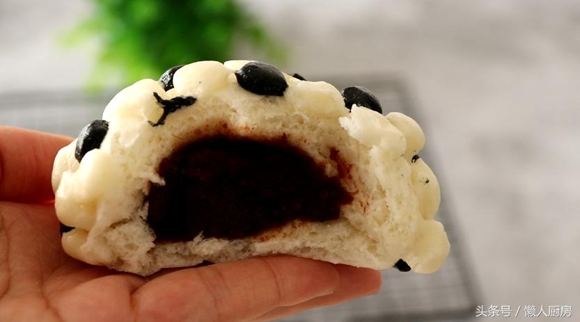 教你做花样包子，做成足球模样为世界杯打call，做法简单易学
