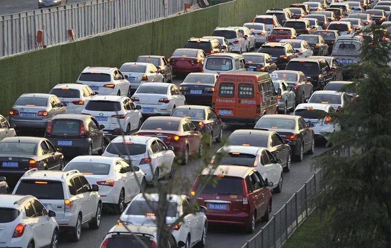 限行时间扣分处罚标准,道路限行被抓拍要扣多少分