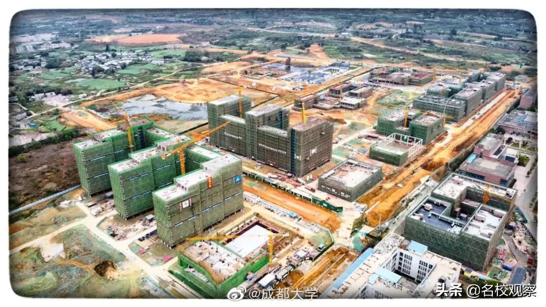 在成都有哪些地方适合大学生旅游,住在大学边上的体验