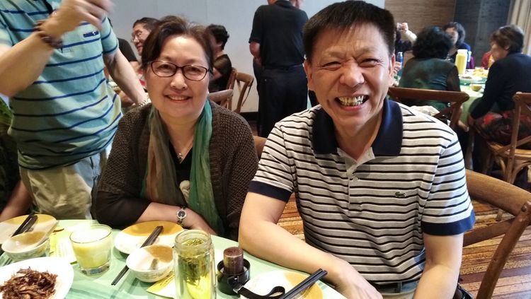 干岔子一，二队老知青久别重逢，共忆黑土情长