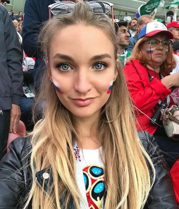 世界杯女子足球现场,18俄罗斯世界杯经典镜头