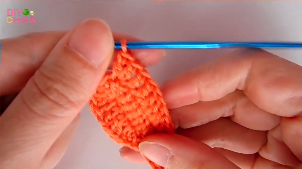 儿童鞋垫的钩织教程图,毛线钩织宝宝鞋垫左右大小不一样