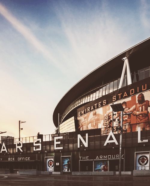 英格兰队长凯恩和贝克汉姆,小贝和凯恩年龄差距